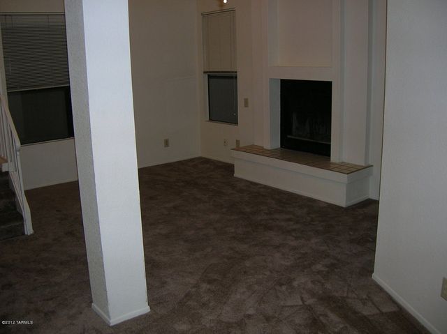8645 N Auriga Way, Tucson, AZ 85742