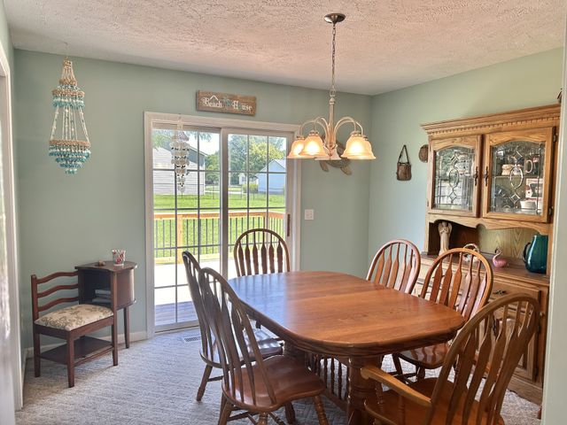 102 Boone Dr, Manchester, TN 37355