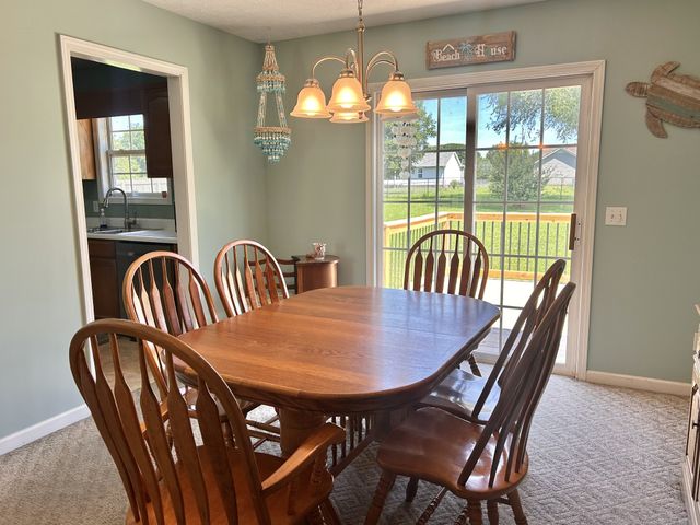 102 Boone Dr, Manchester, TN 37355