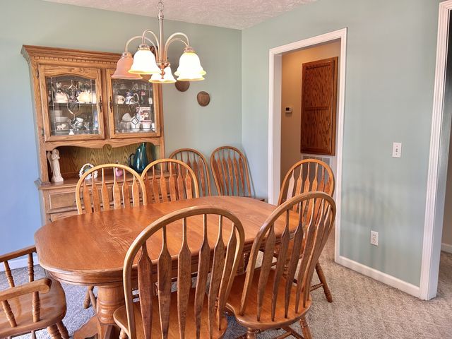102 Boone Dr, Manchester, TN 37355