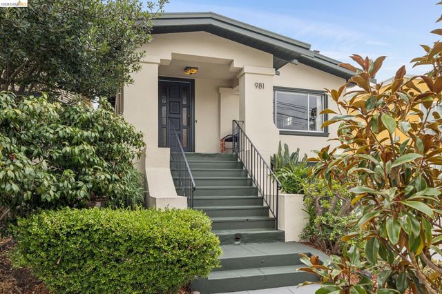 981 60Th St, Oakland, CA 94608