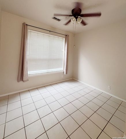 16 Pembroke Ct, San Antonio, TX 78240
