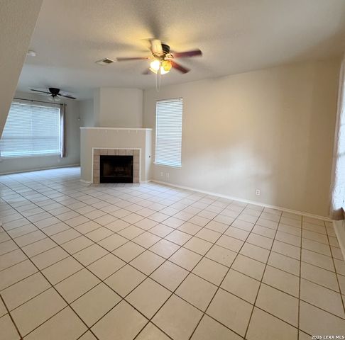16 Pembroke Ct, San Antonio, TX 78240
