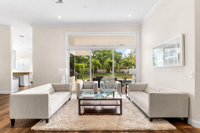 7276 NW 63rd Terrace, Parkland, FL 33067