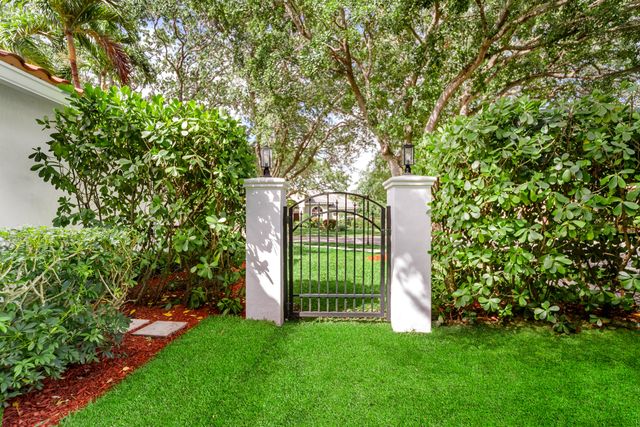 7276 NW 63rd Terrace, Parkland, FL 33067