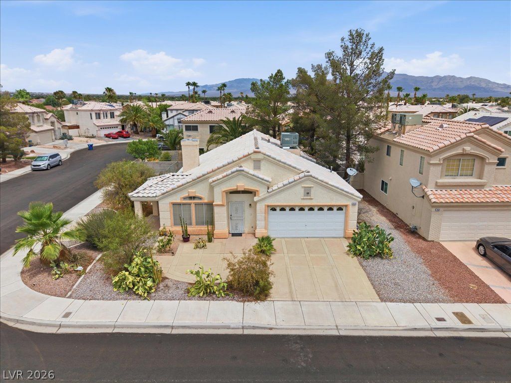 7972 McDowell Drive, Las Vegas, NV 89129 — exterior