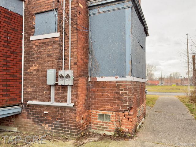 1092 E Grand Boulevard, Detroit, MI 48207