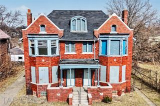 1092 E Grand Boulevard, Detroit, MI 48207