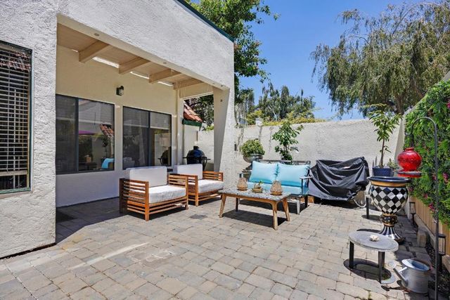 2247 Armada Way, San Mateo, CA 94404