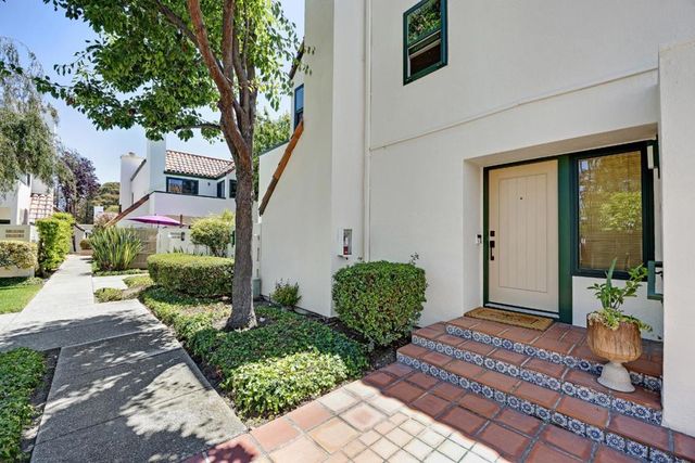 2247 Armada Way, San Mateo, CA 94404