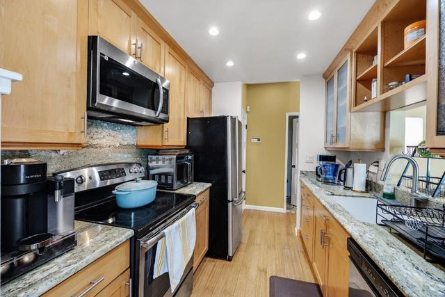 2247 Armada Way, San Mateo, CA 94404
