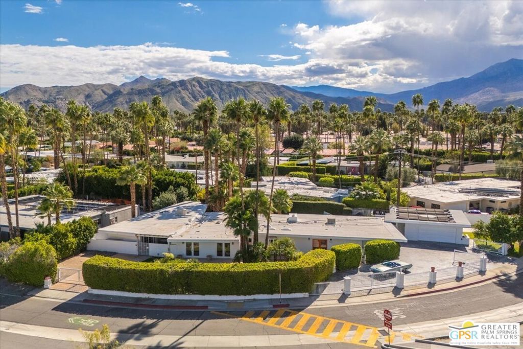 Image 69 of property listing at 1109 E Mesquite Avenue, Palm Springs, CA 92264