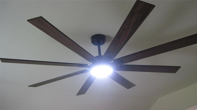 2304 Three Wood Way, Navasota, TX 77868