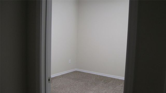 2304 Three Wood Way, Navasota, TX 77868