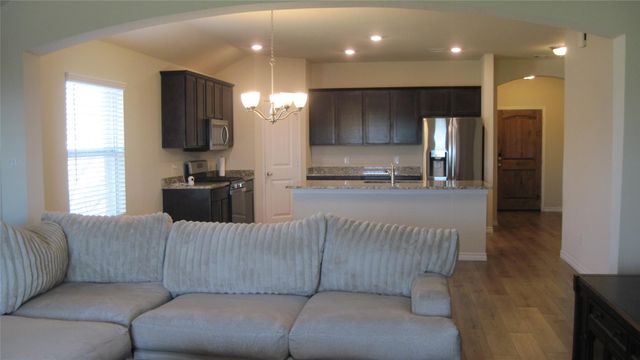 2304 Three Wood Way, Navasota, TX 77868