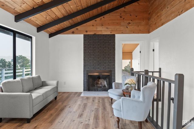 24501 Pueblo Court, Tehachapi, CA 93561