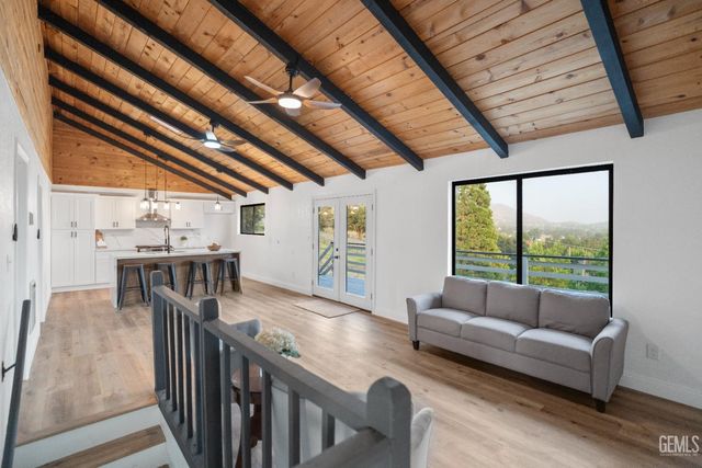 24501 Pueblo Court, Tehachapi, CA 93561