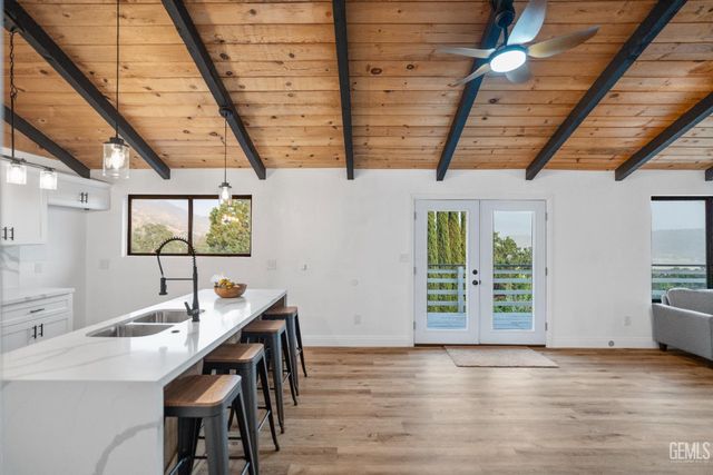 24501 Pueblo Court, Tehachapi, CA 93561