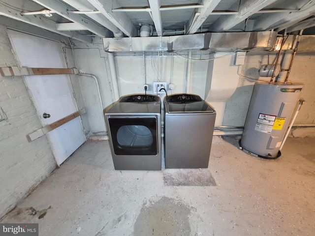 3103 E MONUMENT ST, Baltimore, MD 21205