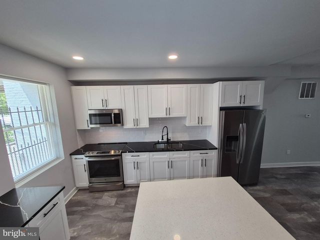 3103 E MONUMENT ST, Baltimore, MD 21205