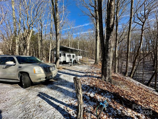 149 Painter Road, Banner Elk, NC 28604