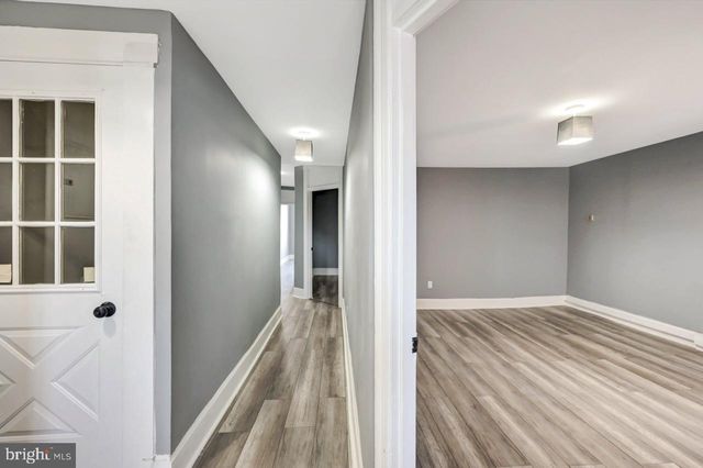 128 E BROAD ST, Tamaqua, PA 18252