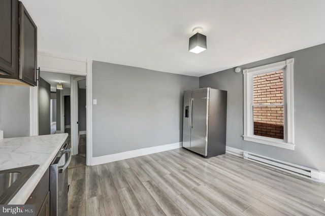128 E BROAD ST, Tamaqua, PA 18252