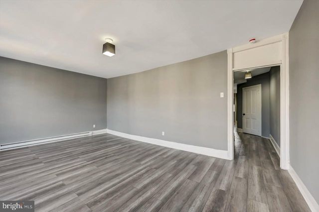 128 E BROAD ST, Tamaqua, PA 18252