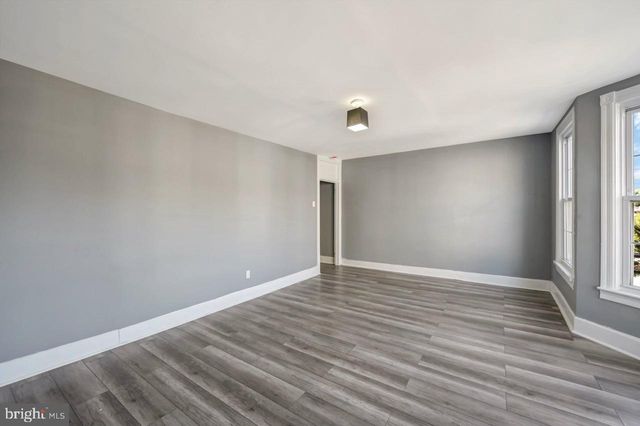 128 E BROAD ST, Tamaqua, PA 18252