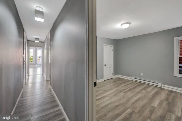 128 E BROAD ST, Tamaqua, PA 18252