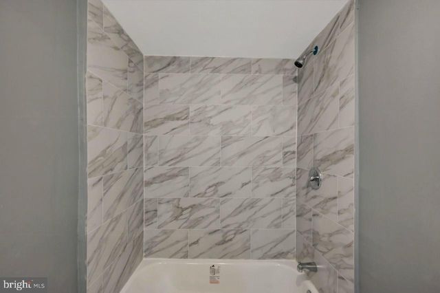 128 E BROAD ST, Tamaqua, PA 18252