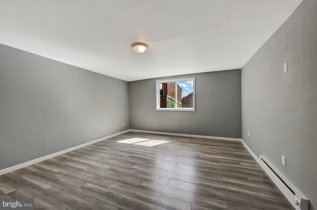 128 E BROAD ST, Tamaqua, PA 18252