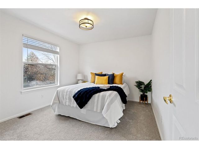 9838 Cypress Point Cir, Lone Tree, CO 80124