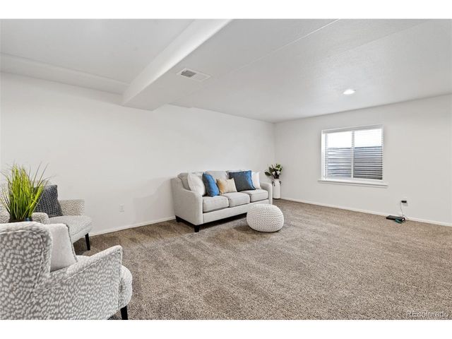 9838 Cypress Point Cir, Lone Tree, CO 80124