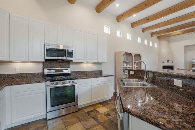 6549 S Richards Avenue, Santa Fe, NM 87508