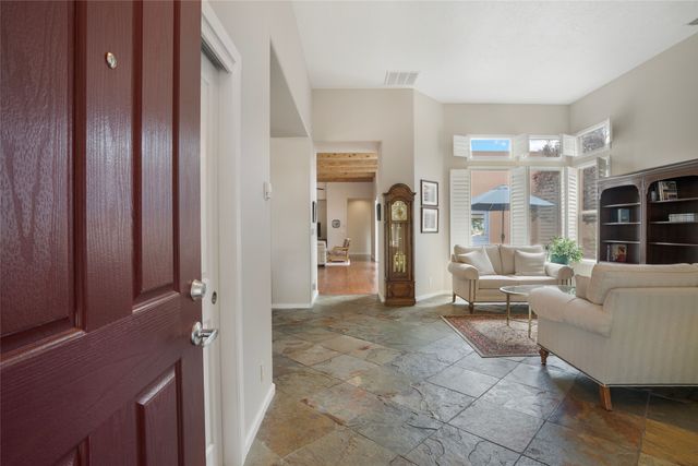 6549 S Richards Avenue, Santa Fe, NM 87508