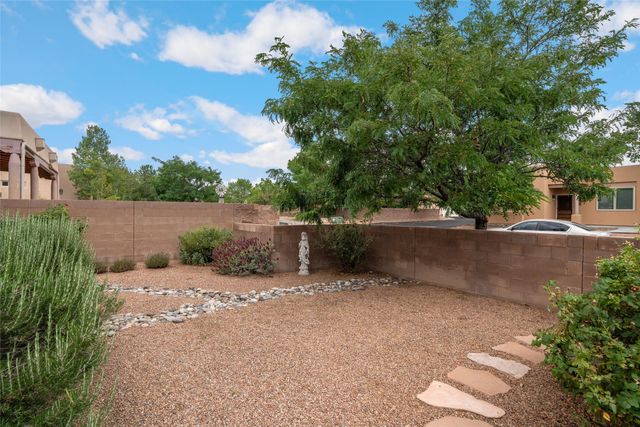 6549 S Richards Avenue, Santa Fe, NM 87508