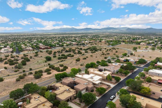6549 S Richards Avenue, Santa Fe, NM 87508