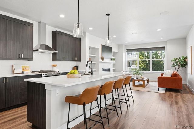 21642 E 60th Avenue, Aurora, CO 80019
