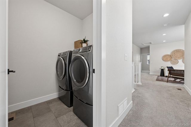 21642 E 60th Avenue, Aurora, CO 80019