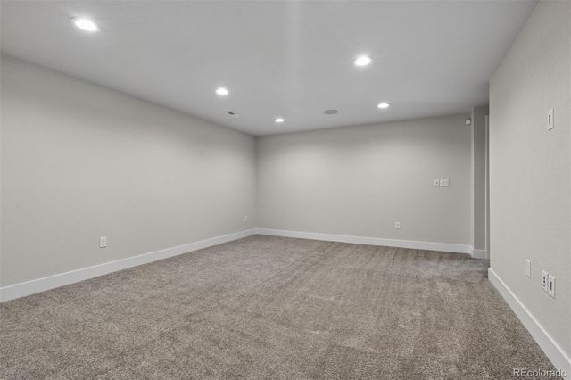 21642 E 60th Avenue, Aurora, CO 80019