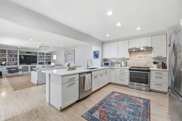 1006 Prince Street, Houston, TX 77008
