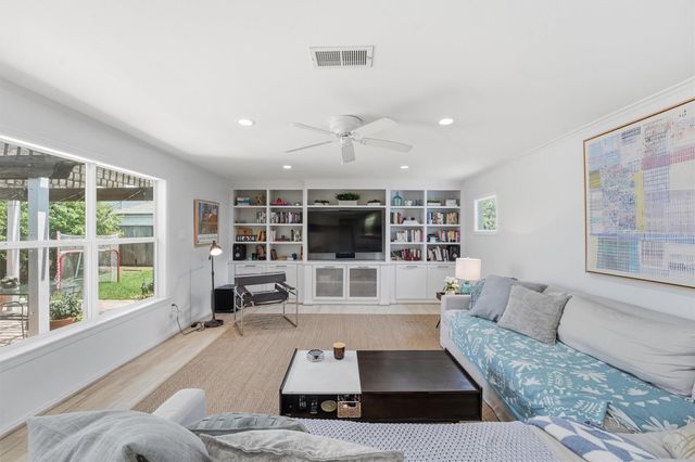 1006 Prince Street, Houston, TX 77008