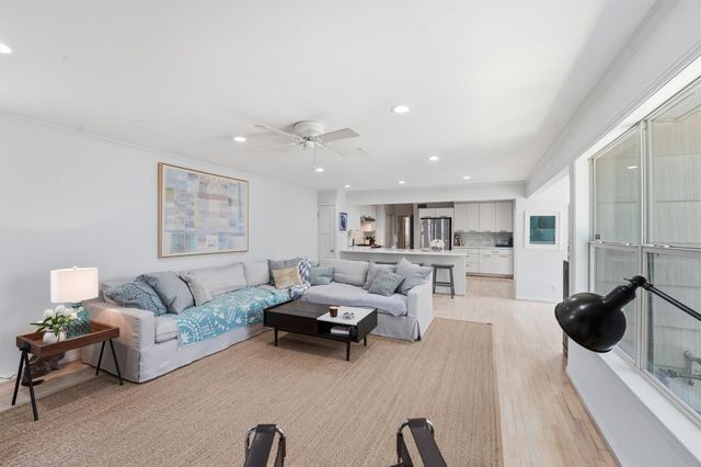 1006 Prince Street, Houston, TX 77008