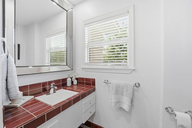 1006 Prince Street, Houston, TX 77008