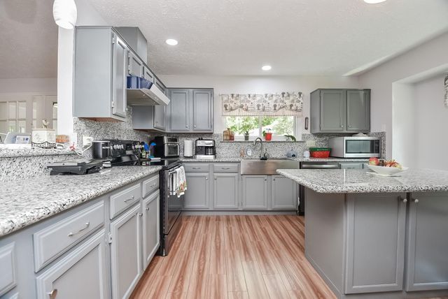 2722 Amaranth Drive, Houston, TX 77084
