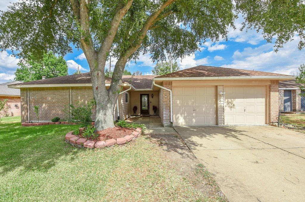 2722 Amaranth Drive, Houston, TX 77084