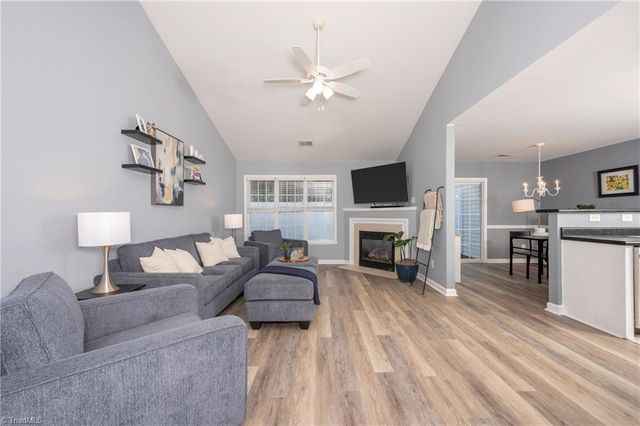 3916 Creekside Court, Winston-salem, NC 27127