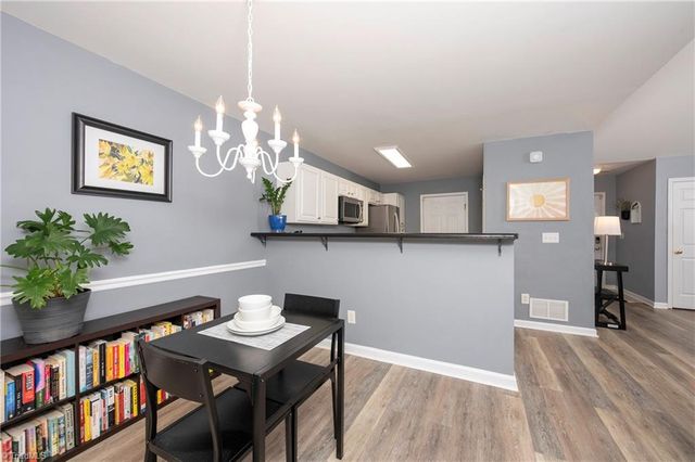 3916 Creekside Court, Winston-salem, NC 27127