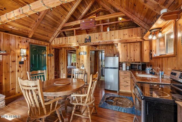 5437 SHOW LOW LAKE Road, Lakeside, AZ 85929